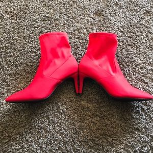 Womens Pointy Toe Heel Side Zipper Ankle boots